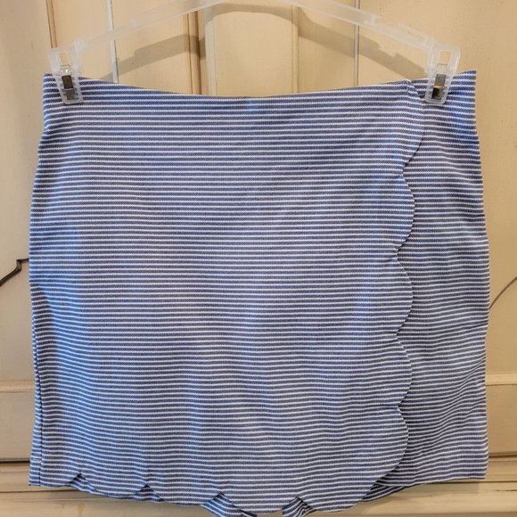 Skort - Picture 3 of 3